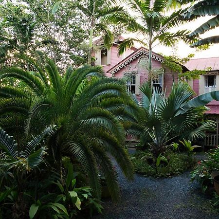 Pink Plantation House Hotel คาสทรีส ภายนอก รูปภาพ