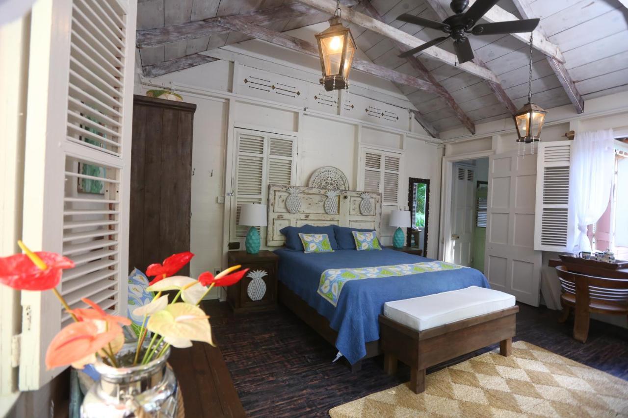 Pink Plantation House Hotel คาสทรีส ภายนอก รูปภาพ